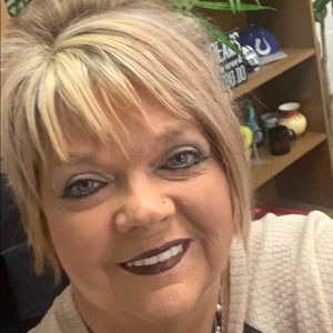 Meet your Posher, Meresa